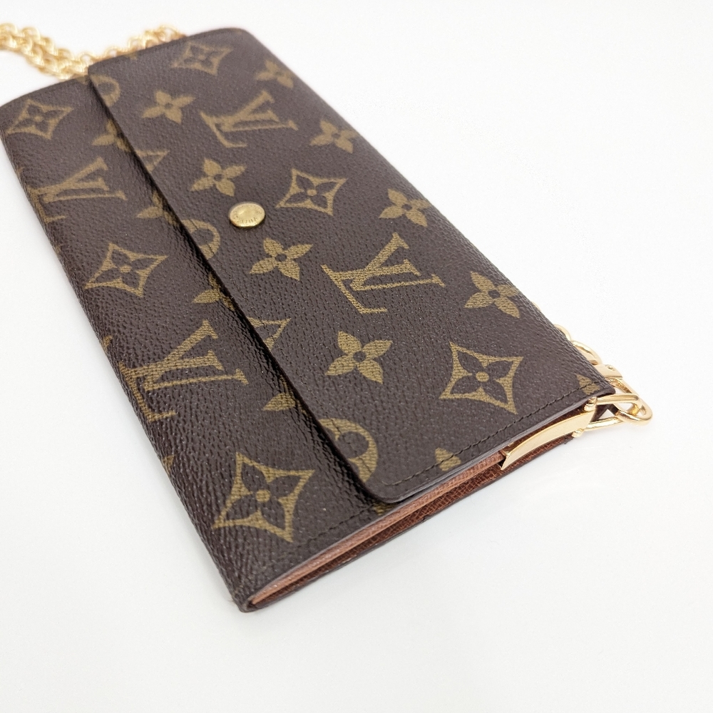 ✨ Louis Vuitton ✨ Sarah Long bifold wallet monogram converted to crossbody - Picture 4 of 14